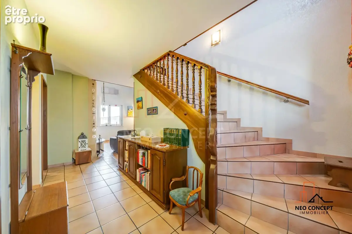 * SOUFFLENHEIM - Charmante Maison de 170 m² au sol, construite sur 9.36 ares de terrain ! * - photo 10