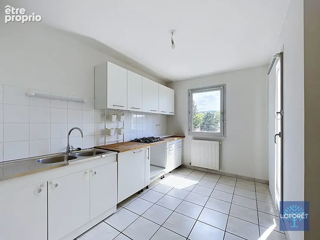 Appartement Neuville Sur Saone 4 pièce(s) 85.5m2 - photo 5