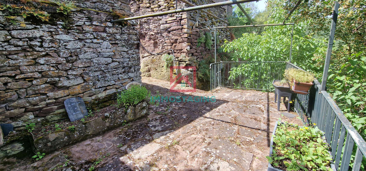 Maison à COMBRET