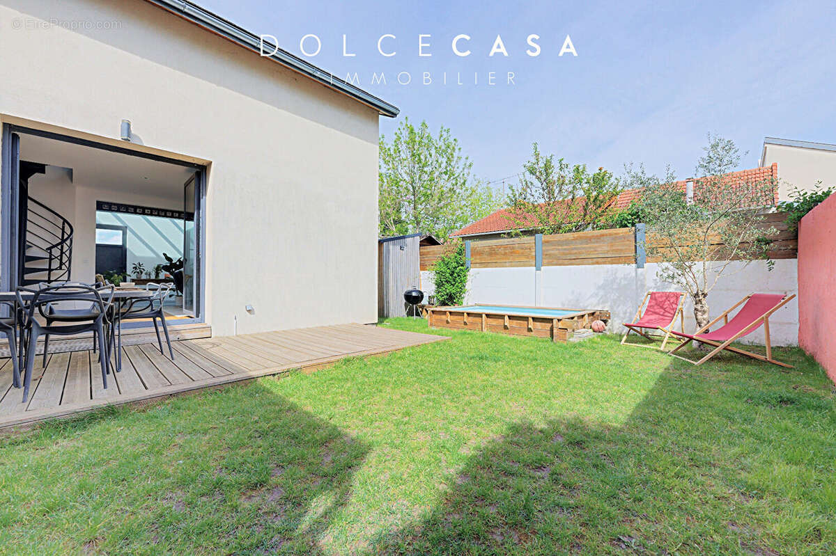 Maison à LE PERREUX-SUR-MARNE