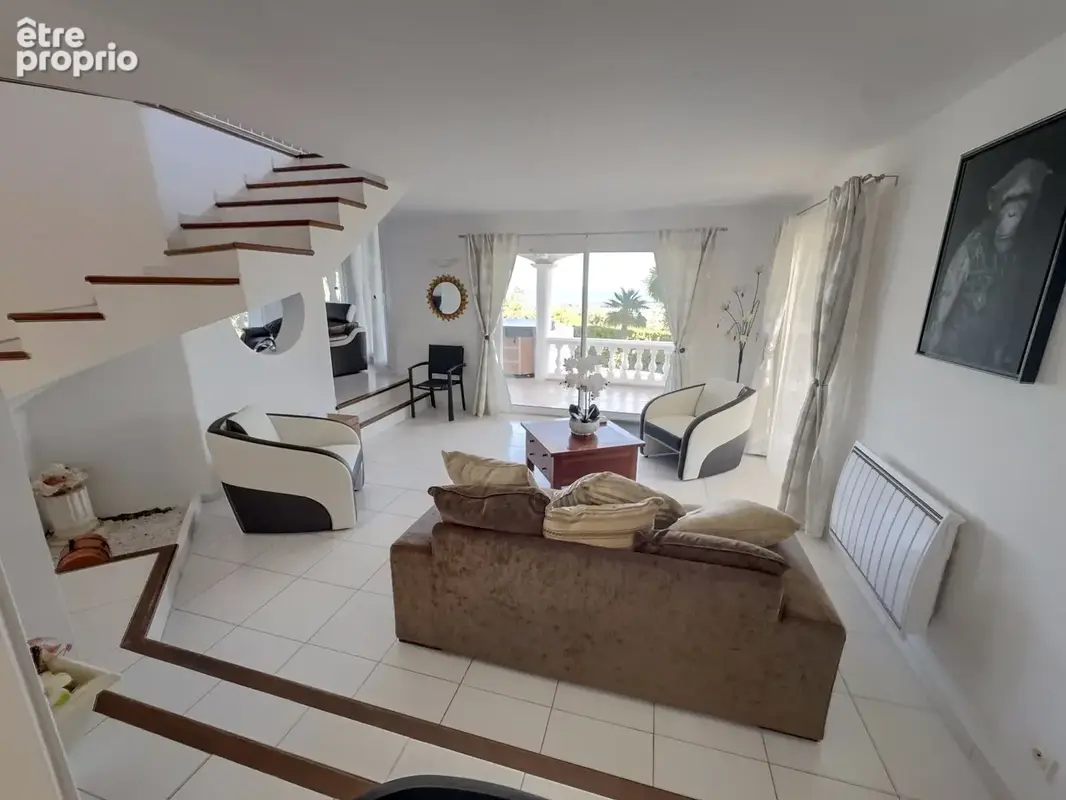 Maison 6 pièces 181 m² à vendre à Santa-Maria-Poggio (20221) - photo 5
