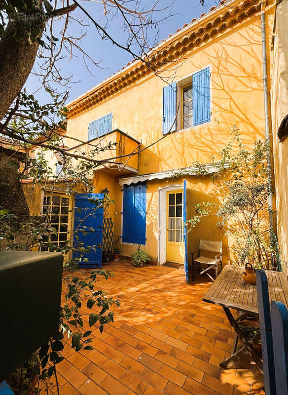 Maison à ROUSSET