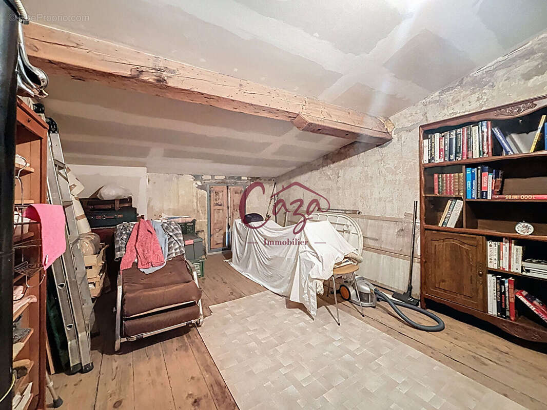 Maison à CAMBLANES-ET-MEYNAC