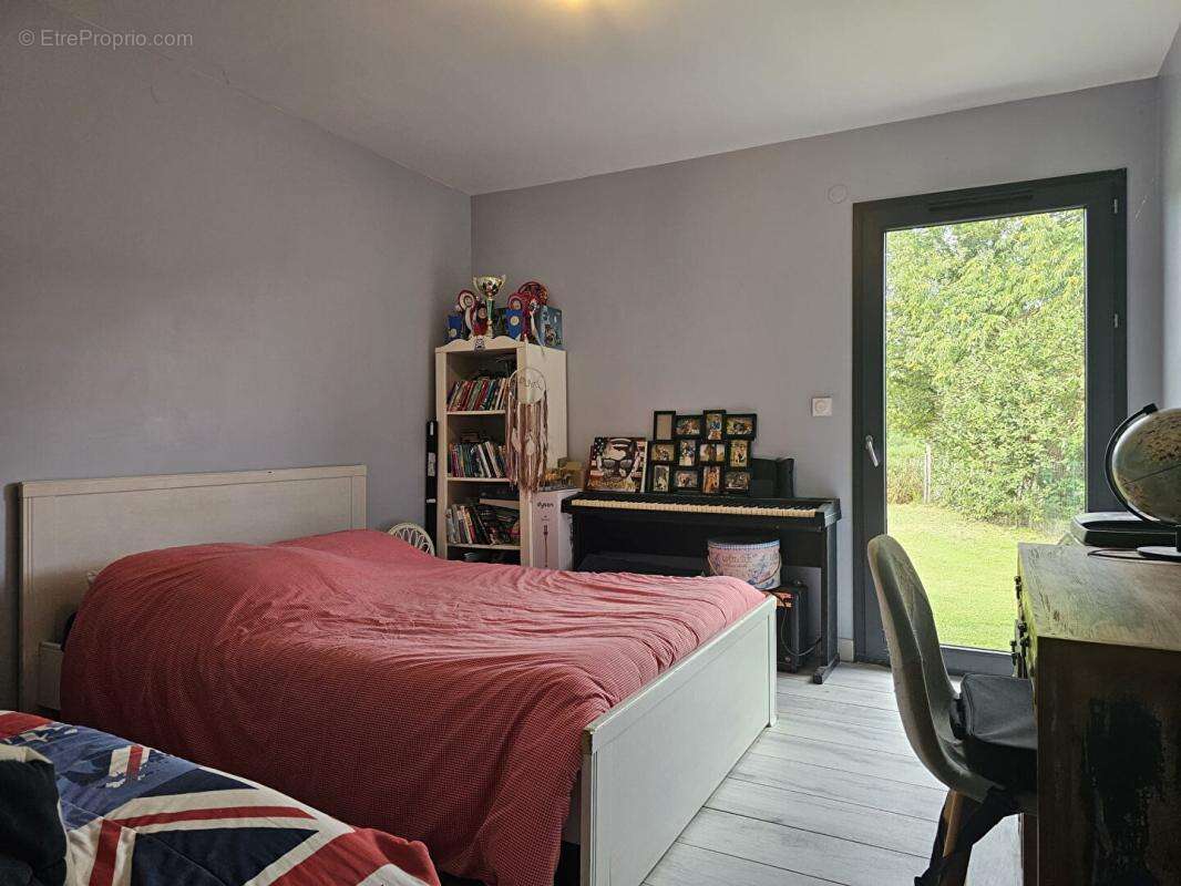 Maison à IDAUX-MENDY