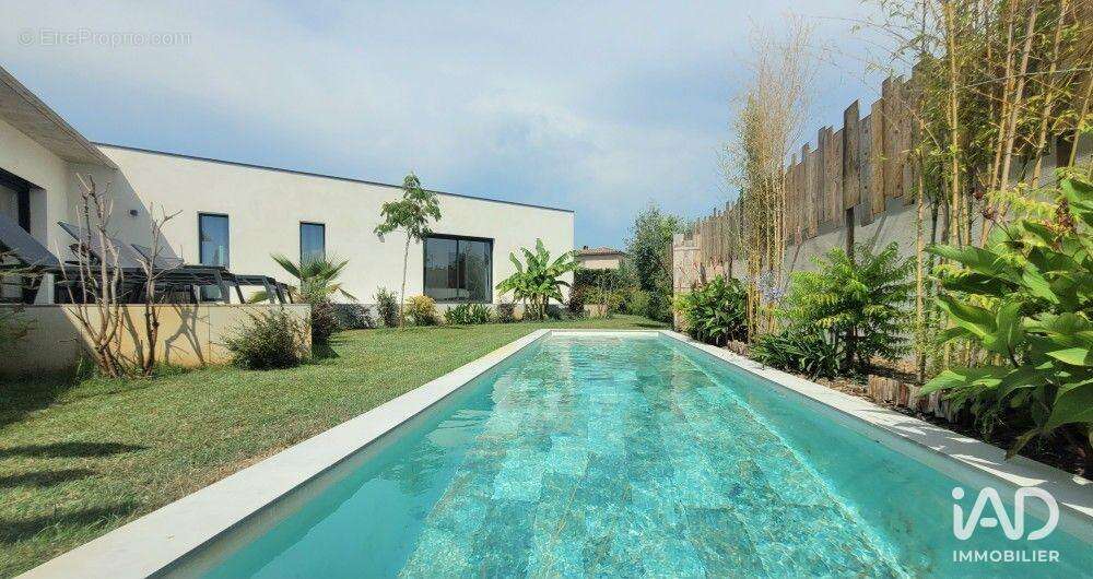 Photo 2 - Maison à L'ISLE-SUR-LA-SORGUE