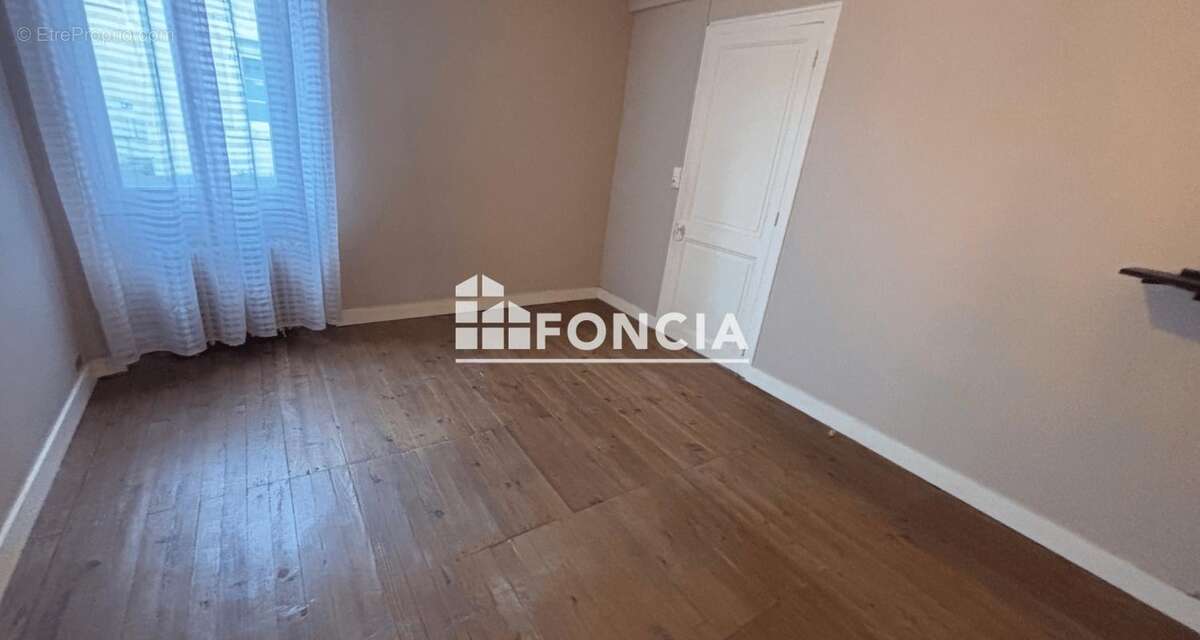 Maison à CHATEAUBERNARD