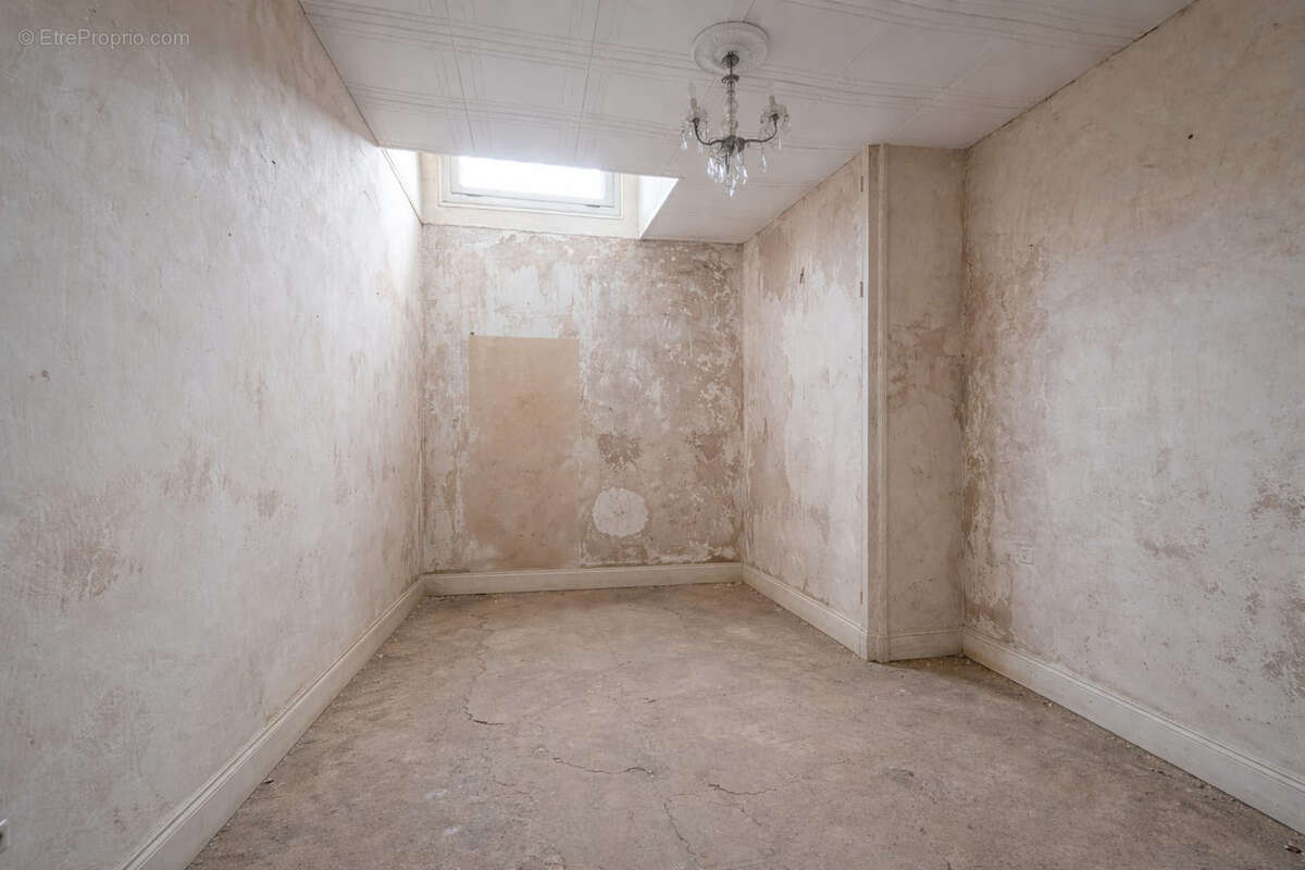 Maison à CLERMONT-FERRAND