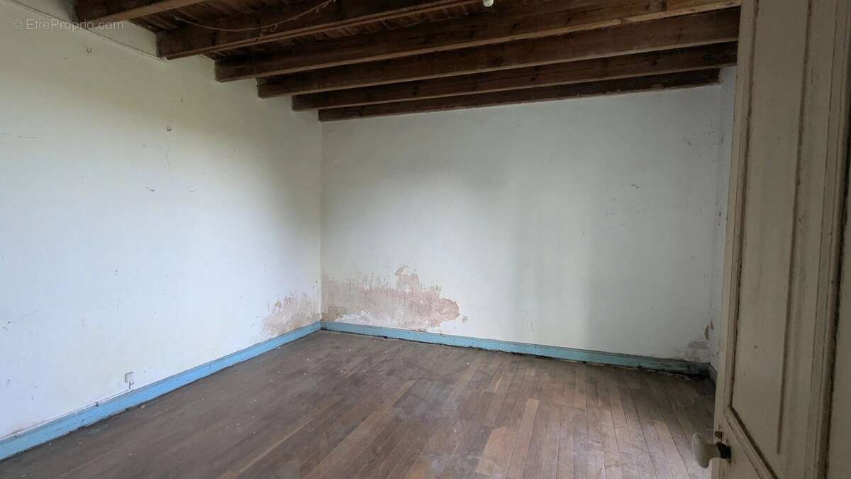 Ensemble de 2 maisons à rénover avec fort potentiel - photo 10