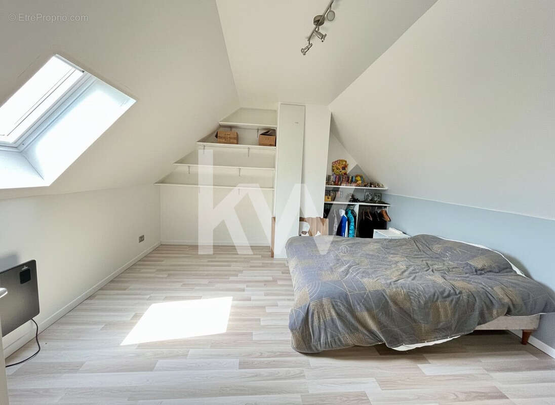 Maison 120 m² à Fay-Aux-Loges  - photo 7