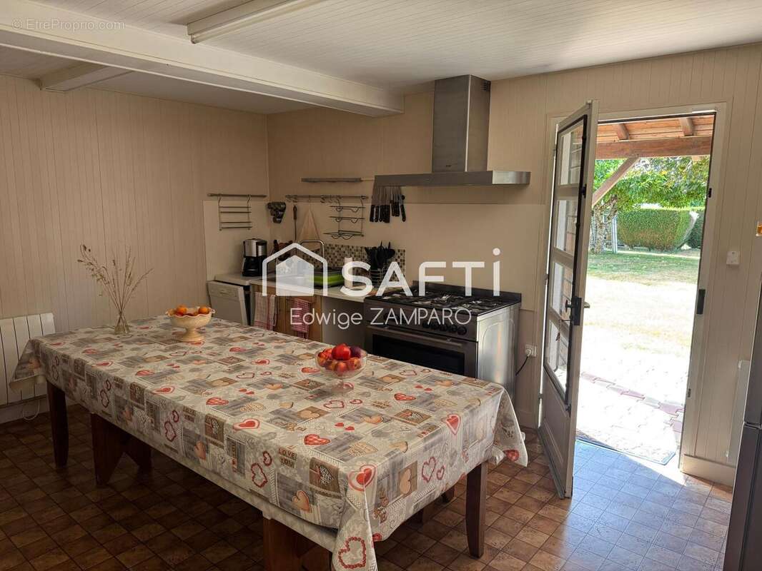 Photo 3 - Maison à VAYRES