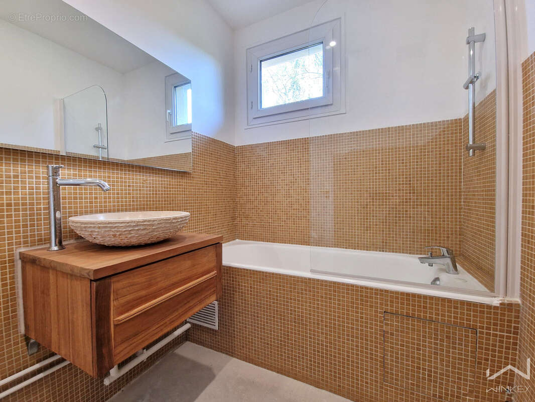 Appartement à ETIOLLES