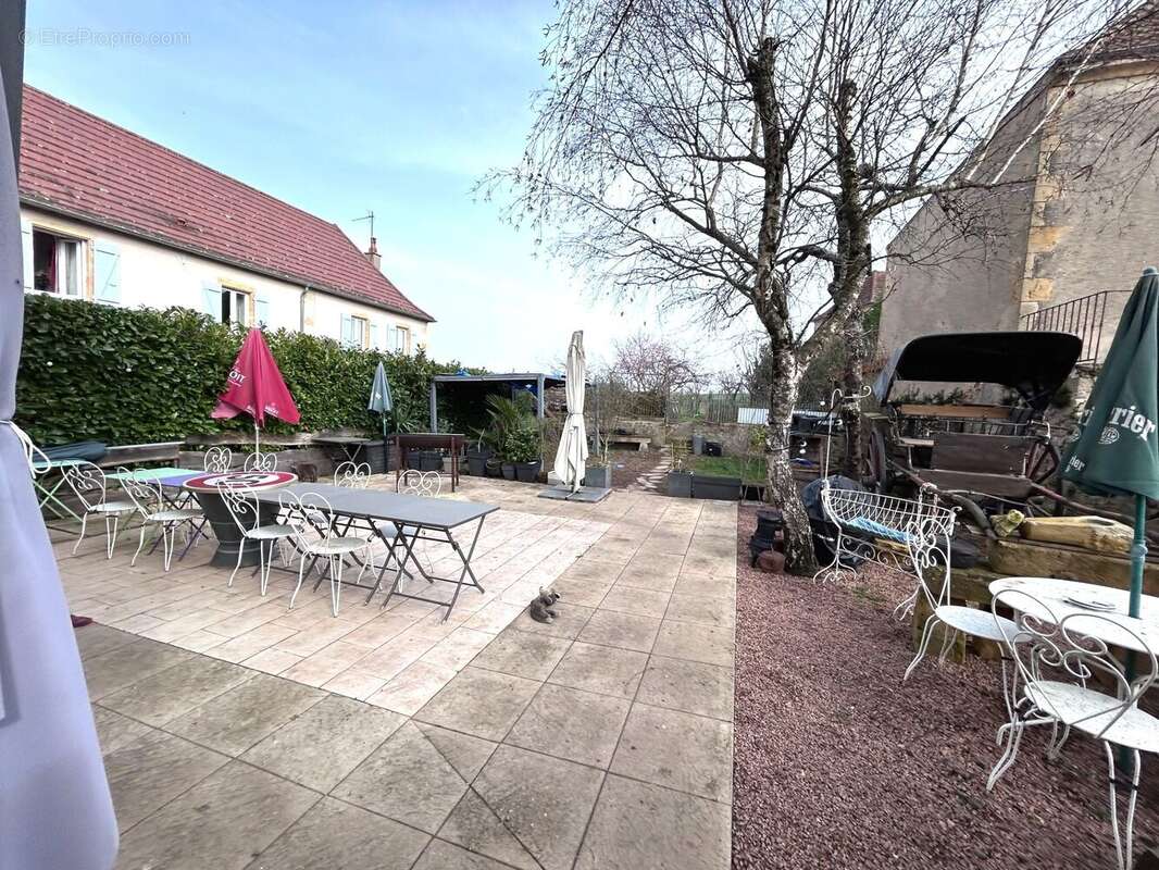 Appartement à FLEURY-LA-MONTAGNE