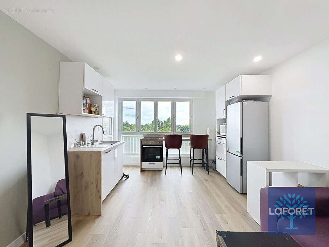 Appartement à HEROUVILLE-SAINT-CLAIR