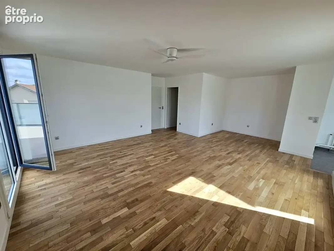 4p de 97 m2 en étage avec terrasse de 36m2   Expo Sud-Ouest - photo 4