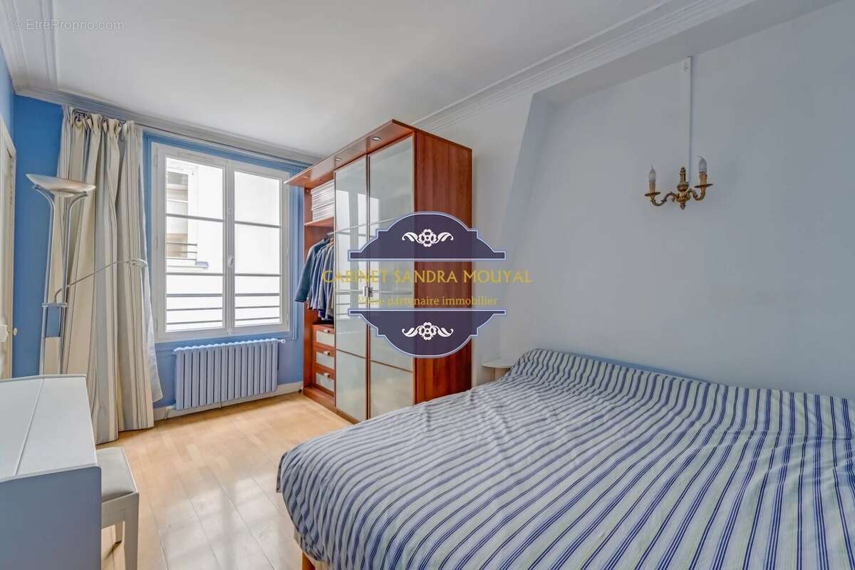 Appartement à PARIS-3E