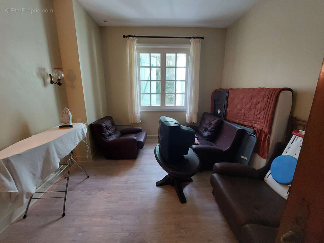 Maison à BRUSQUE