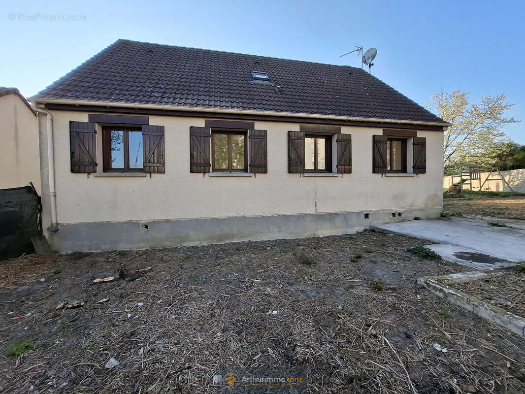 Maison à COULOMMIERS