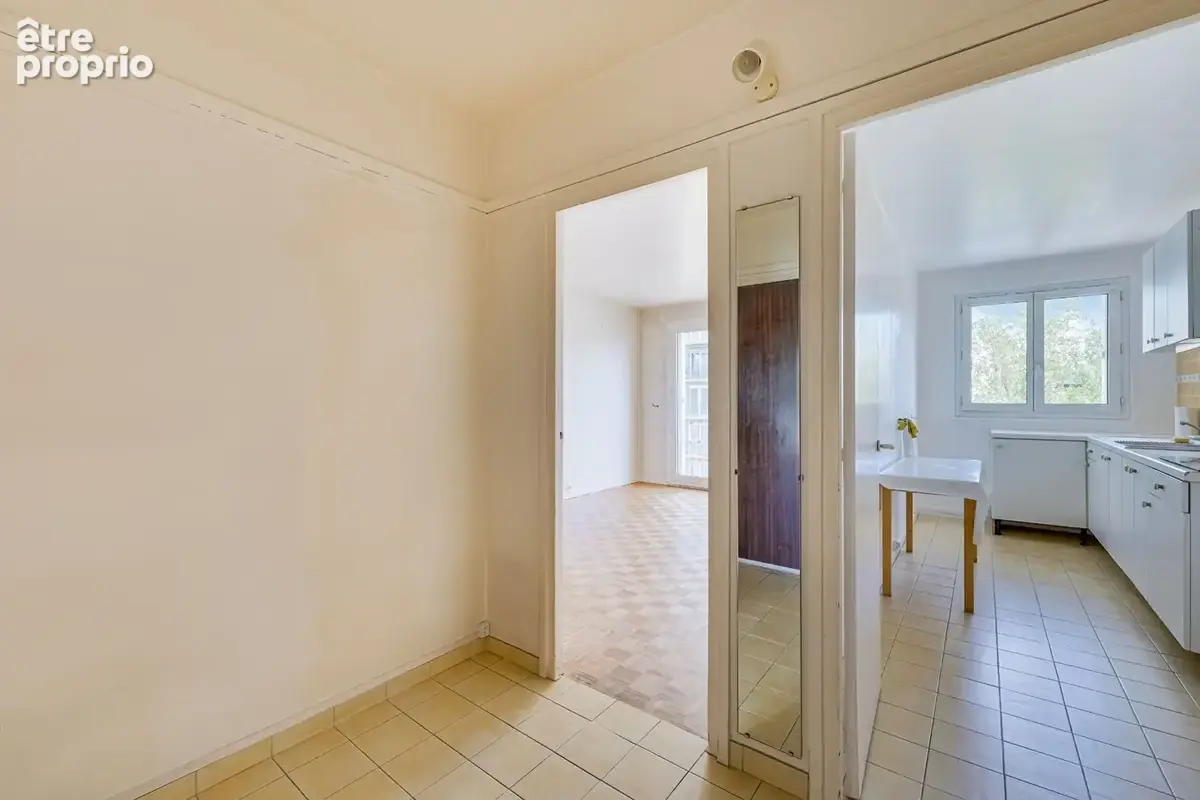 Appartement Paris 4 pièce(s) 67m2 - photo 2