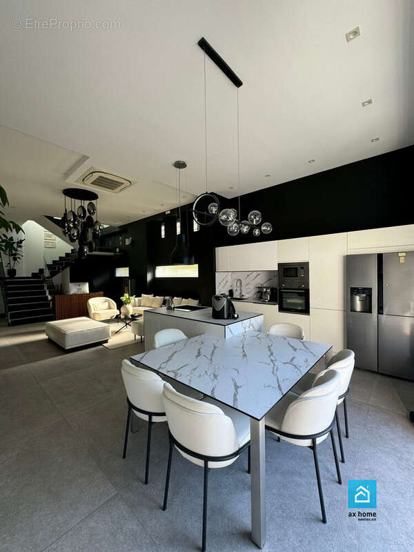 Standing SPA Kochersberg piscine luxe atypique  - Maison à FURDENHEIM