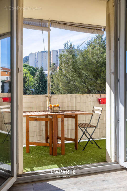 Appartement à MARSEILLE-11E