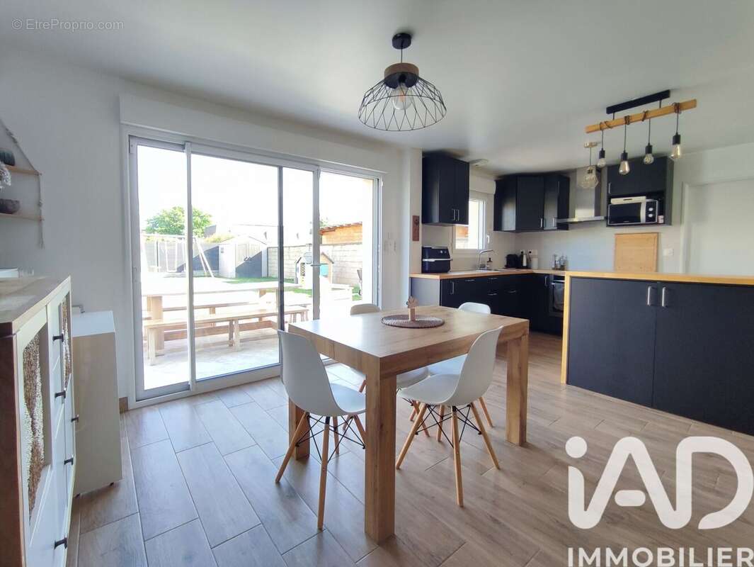 Photo 4 - Maison à SOLERS