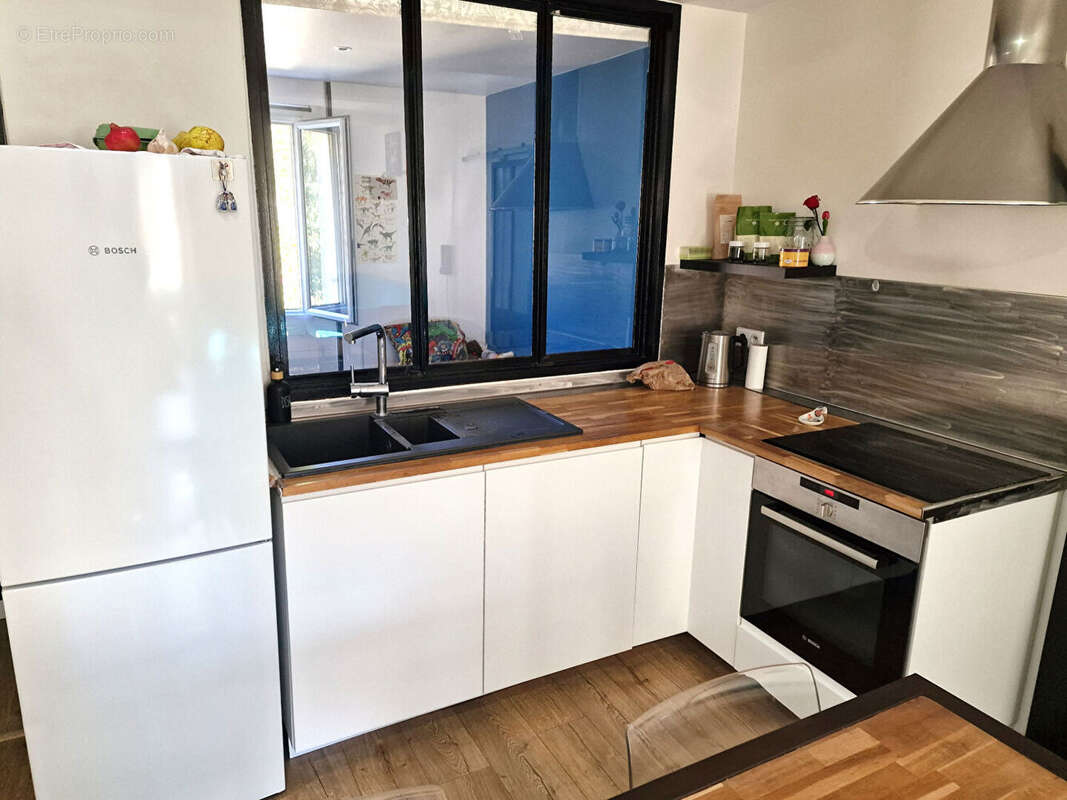 Appartement à MARSEILLE-12E