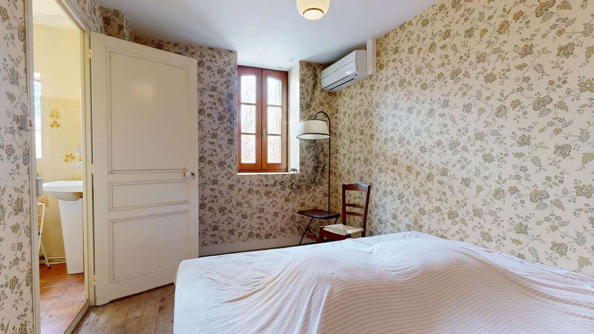 Ensemble immobilier de deux maisons avec fort potentiel ! - photo 20