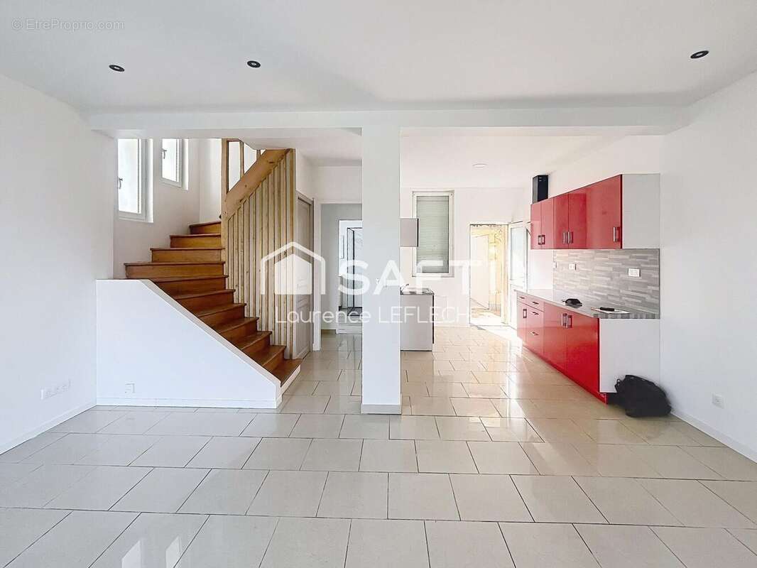 Photo 2 - Maison à PERONNE