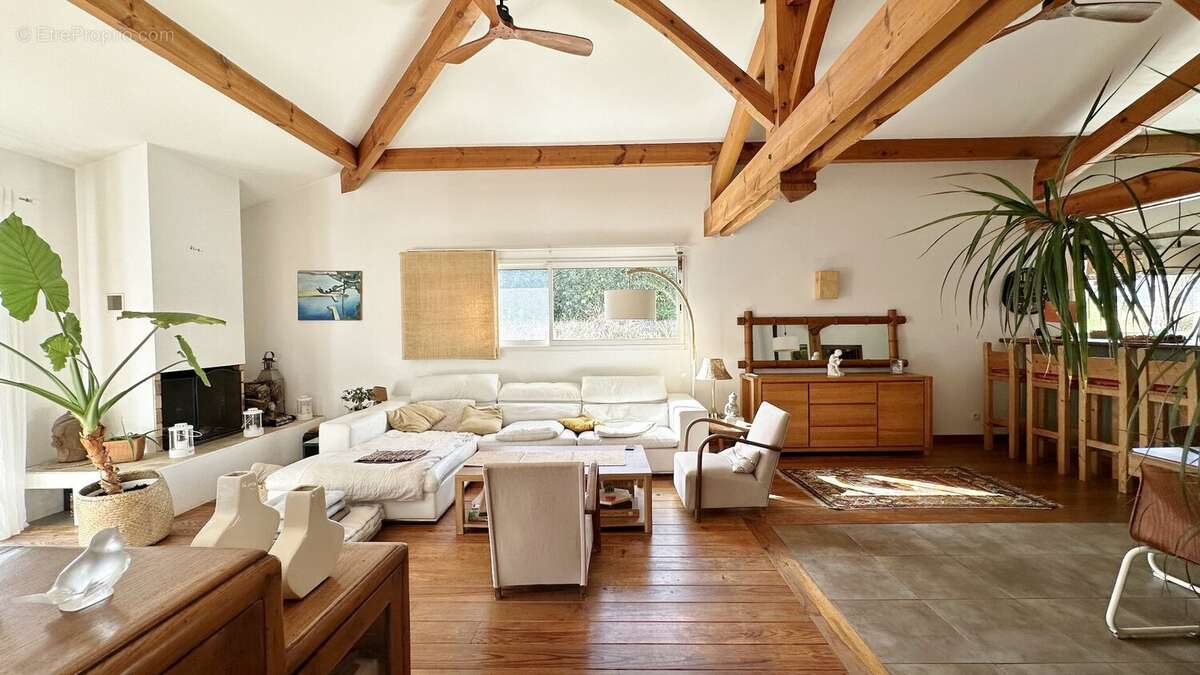 Maison de plage de type t6 de 170 m2 sur un terrain de 1592 m2 - photo 24
