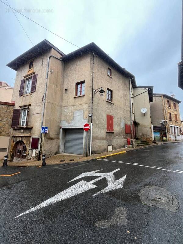 Maison à OINGT