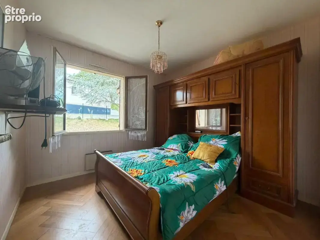 Cubzac-les-Ponts (33240) - Maison 3 chambres avec garage  sur terrain 1500 m² - photo 7
