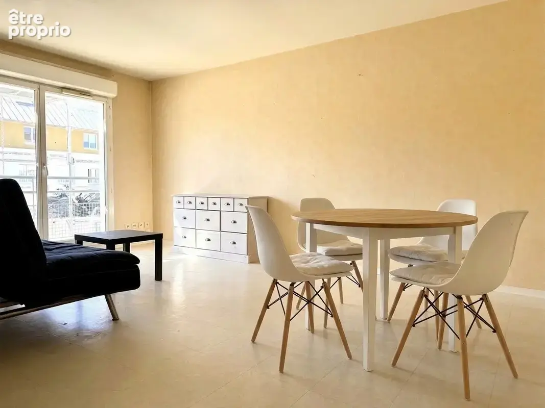 Appartement 2 pièces 46 m² à vendre à Nantes (44200) - photo 2