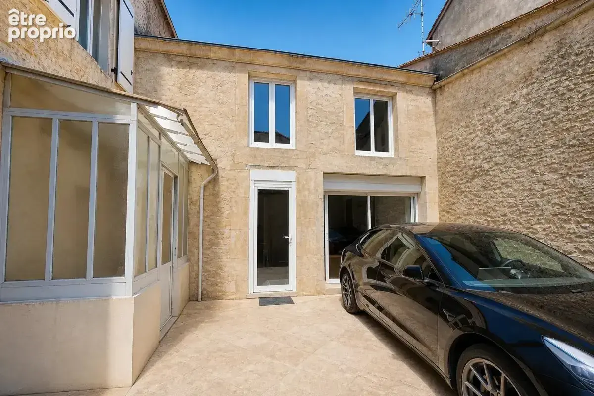 Maison à rénover - 7 pièces - 160 m² - Jarnac centre-ville - photo 10