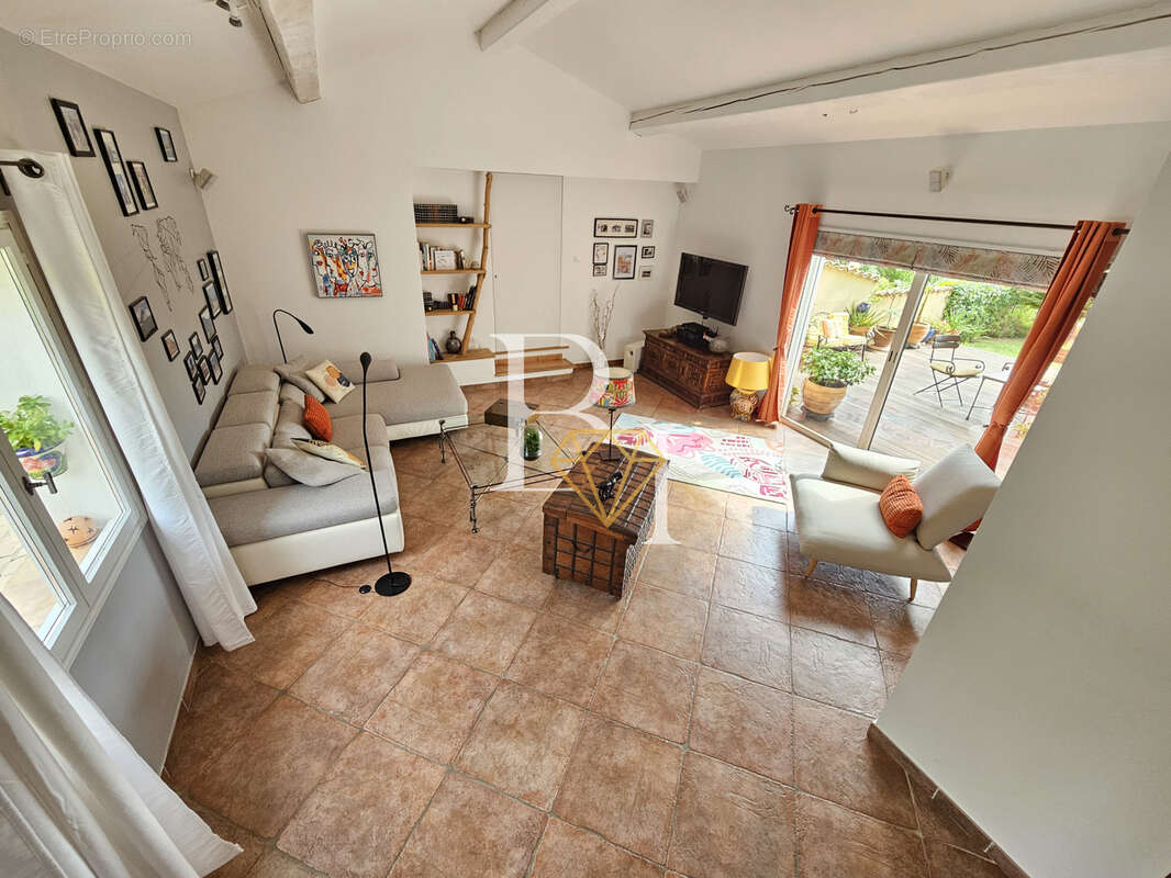 Maison à SAINT-JEANNET