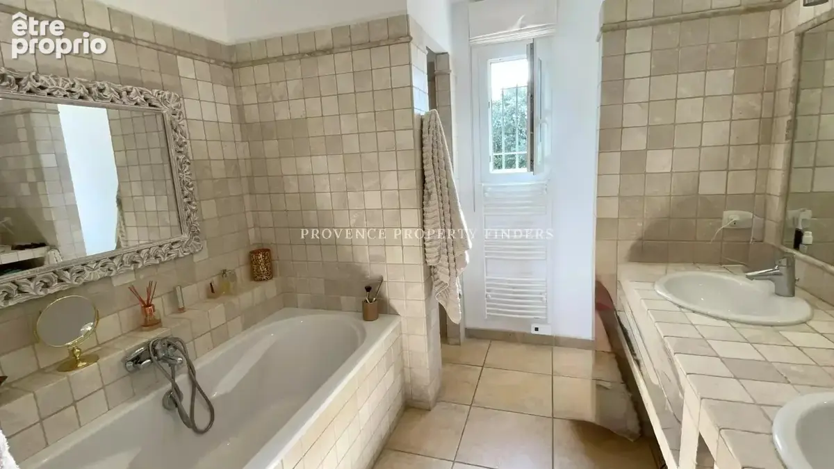 Charmante villa avec piscine chauffée – proche du centre de lorgues - photo 8