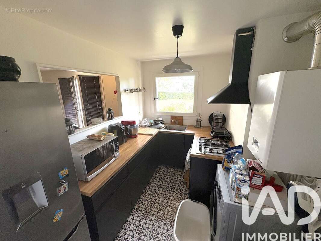 Photo 3 - Appartement à LIVRY-GARGAN