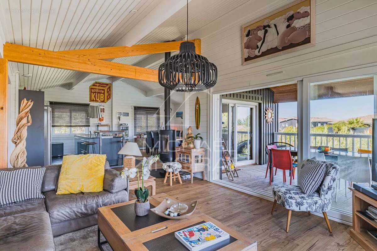 Maison à GUJAN-MESTRAS