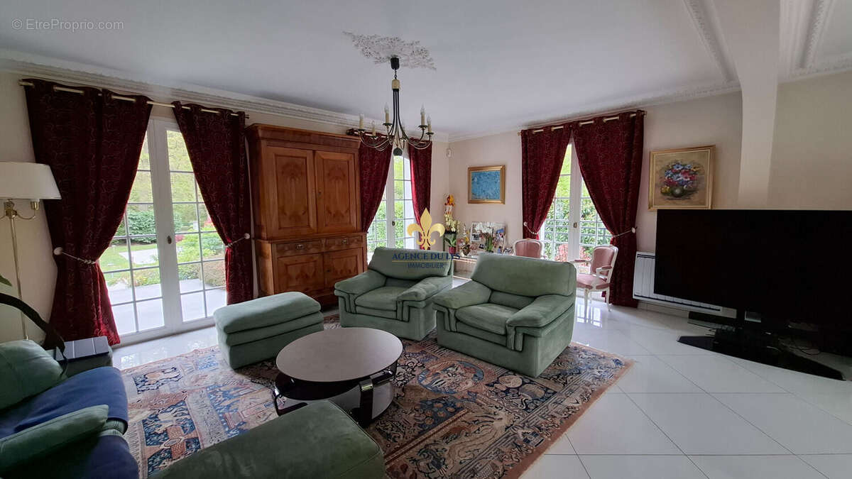 Maison à LAMORLAYE