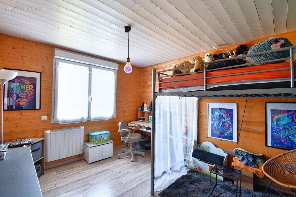 Maison 213 m² à Etang-Sur-Arroux  - photo 3