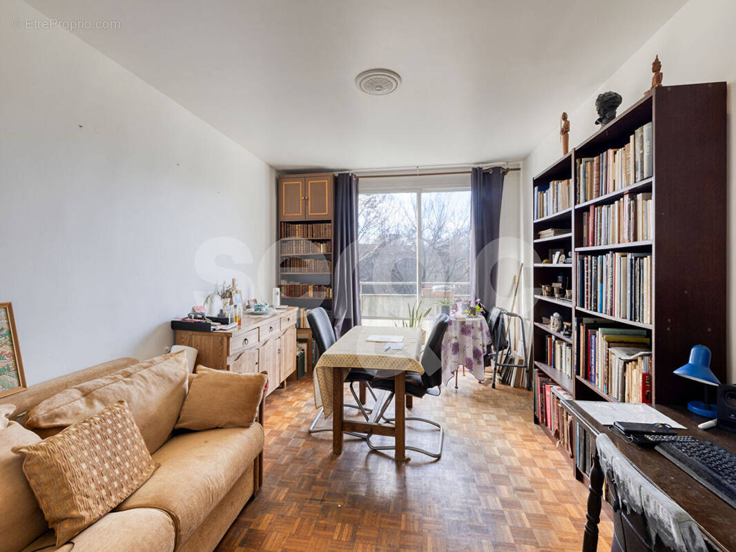 Appartement à AUBERVILLIERS