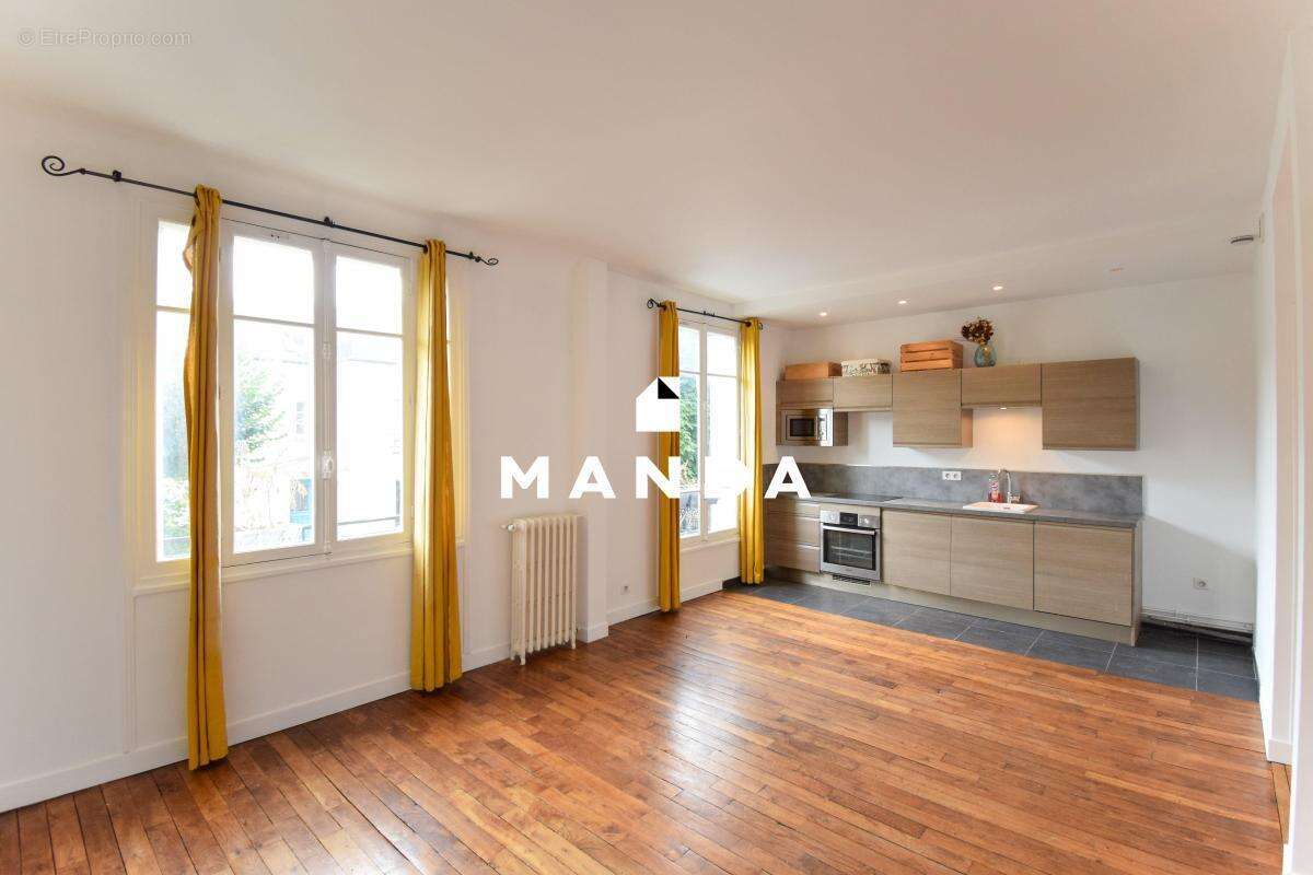 Appartement à BOIS-COLOMBES
