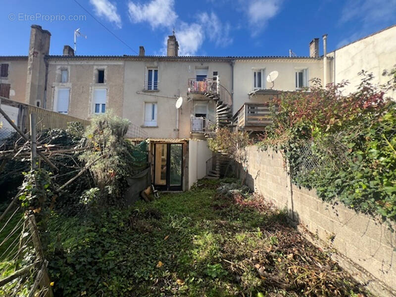 Appartement à AIGUILLON