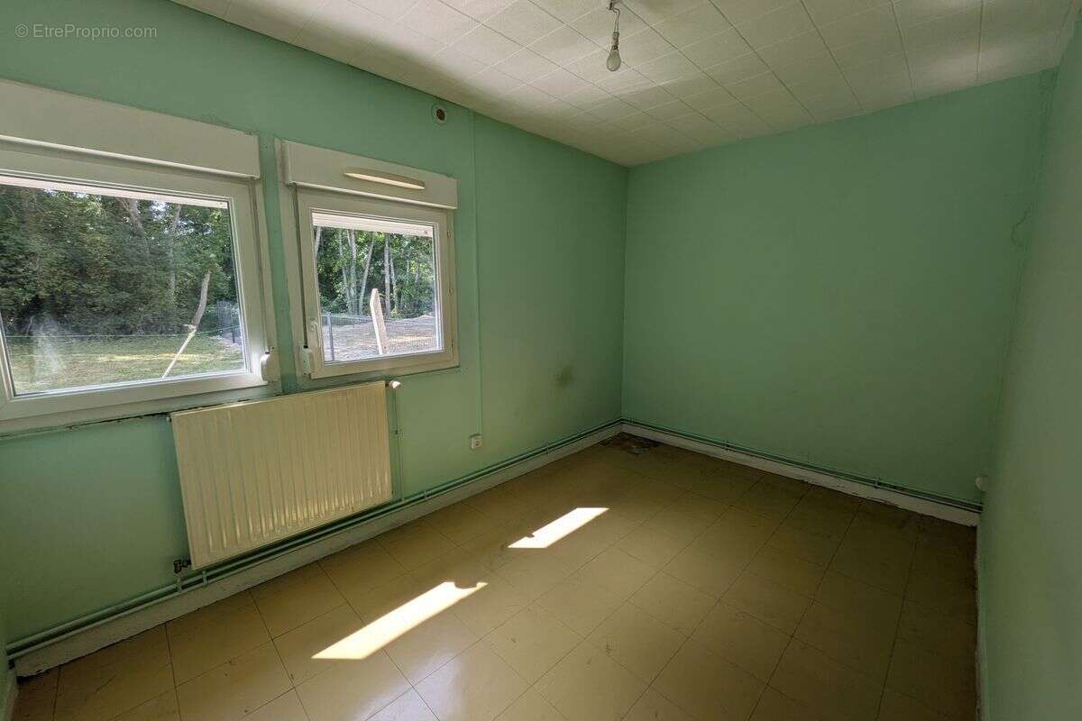 A vendre – virey sous bar – 7 place du champ gerard - photo 6