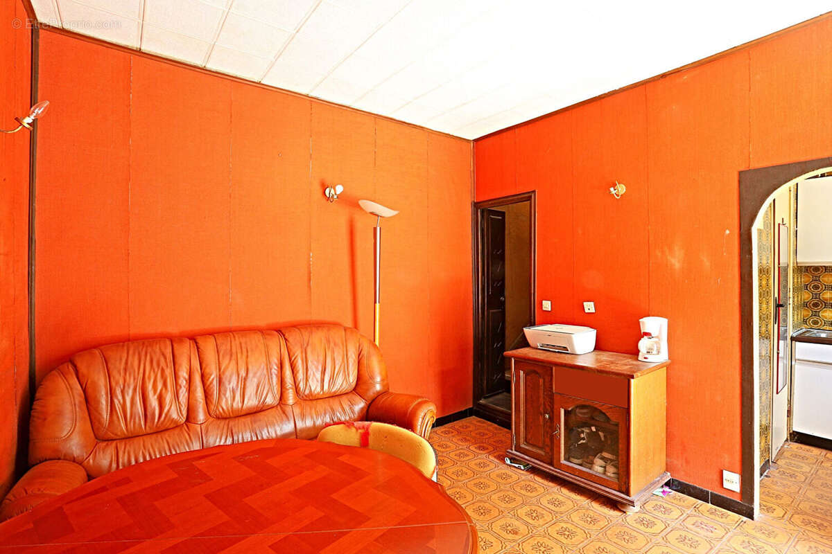 Maison de ville en copropriété - cour / impasse au calme - photo 2