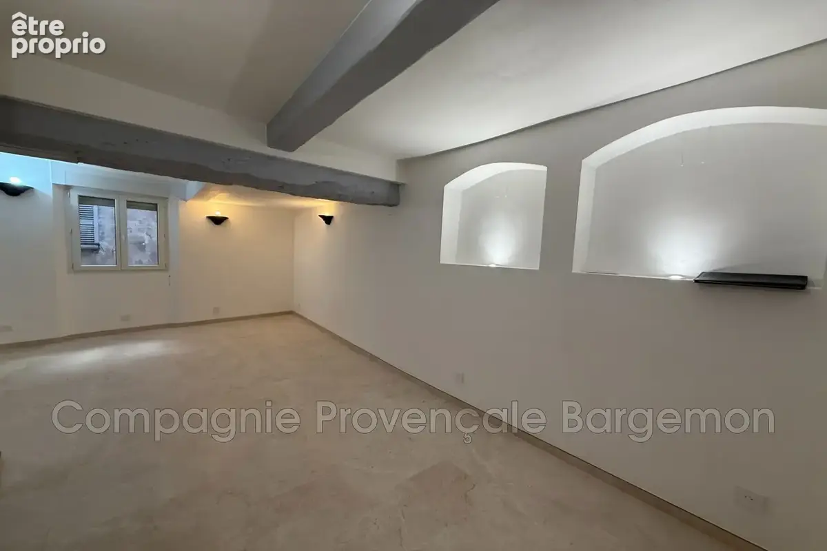 Appartement 2 pièces 55 m² à vendre à Bargemon (83830) - photo 2