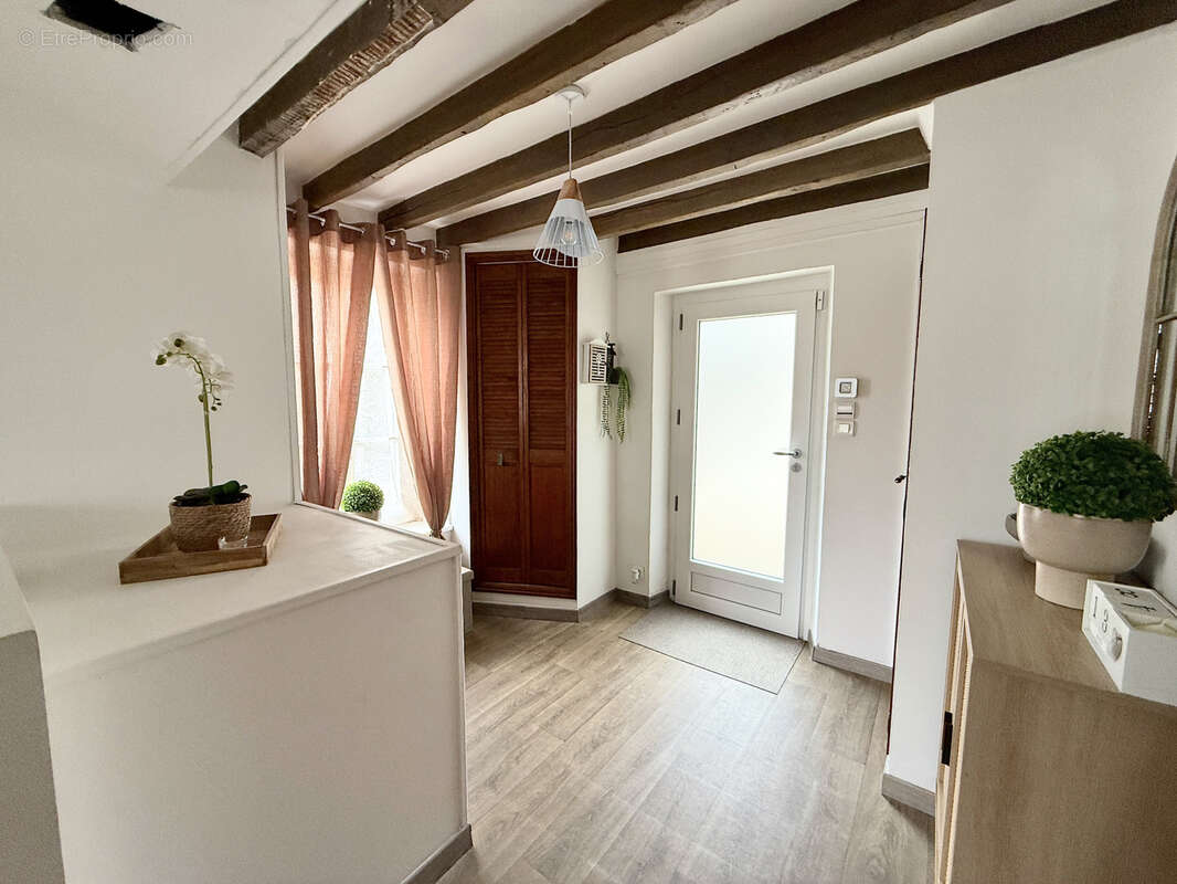 Maison à COULOMMIERS