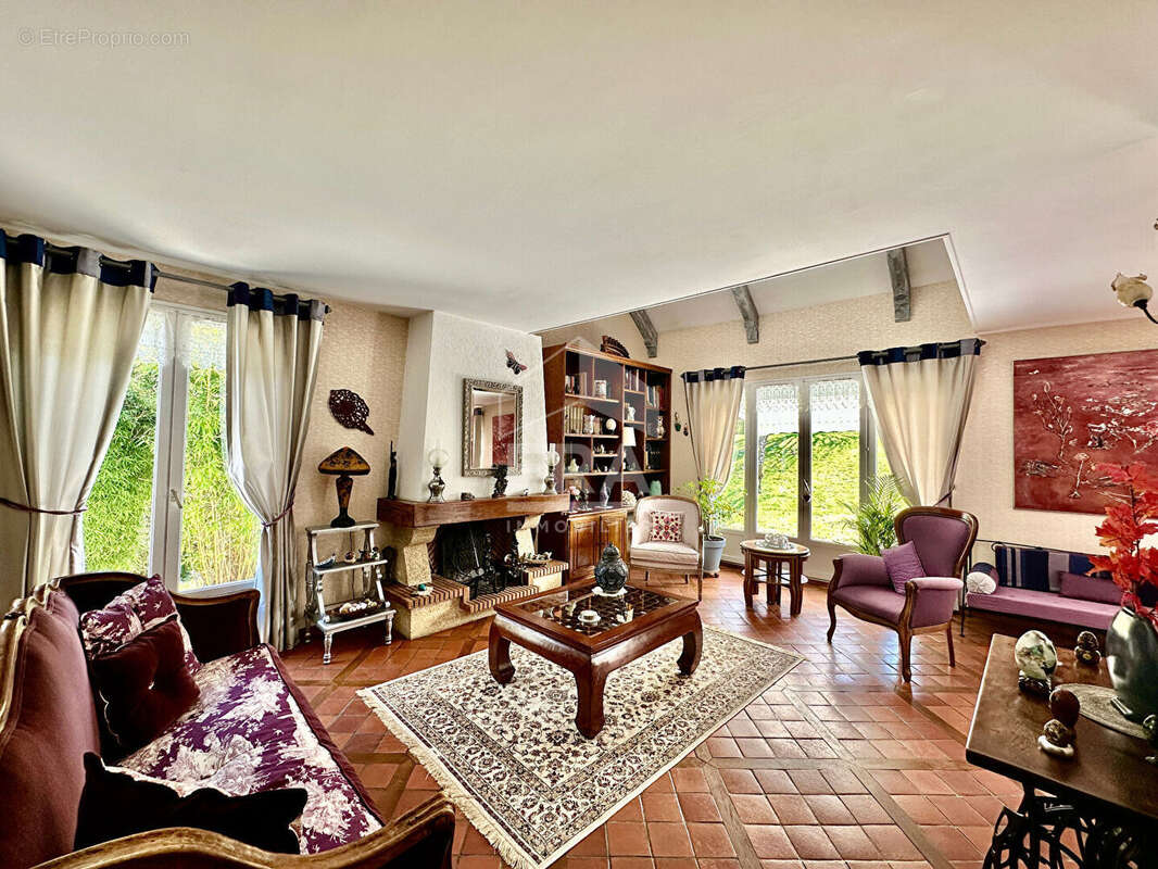 Maison à BOISSISE-LE-ROI