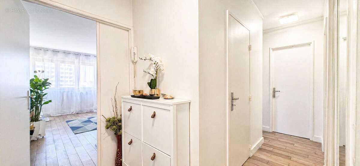Appartement à COLOMBES