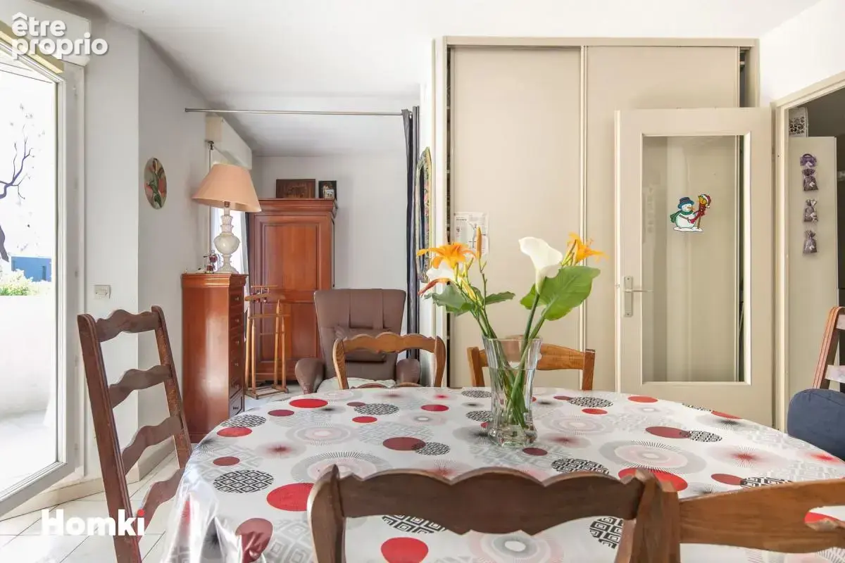 T1 lumineux avec balcon et vue sur le Vercors – Idéal premier achat ou investissement - photo 3