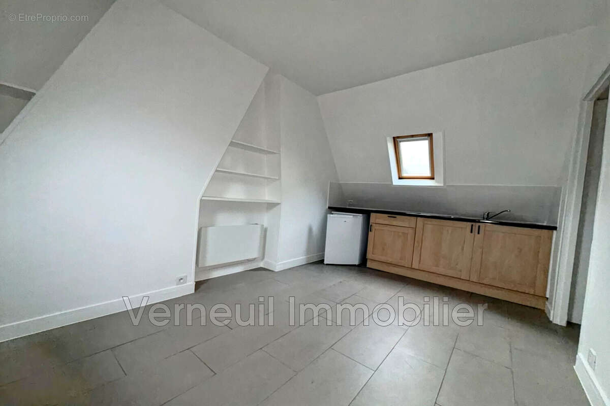 Appartement à PARIS-10E